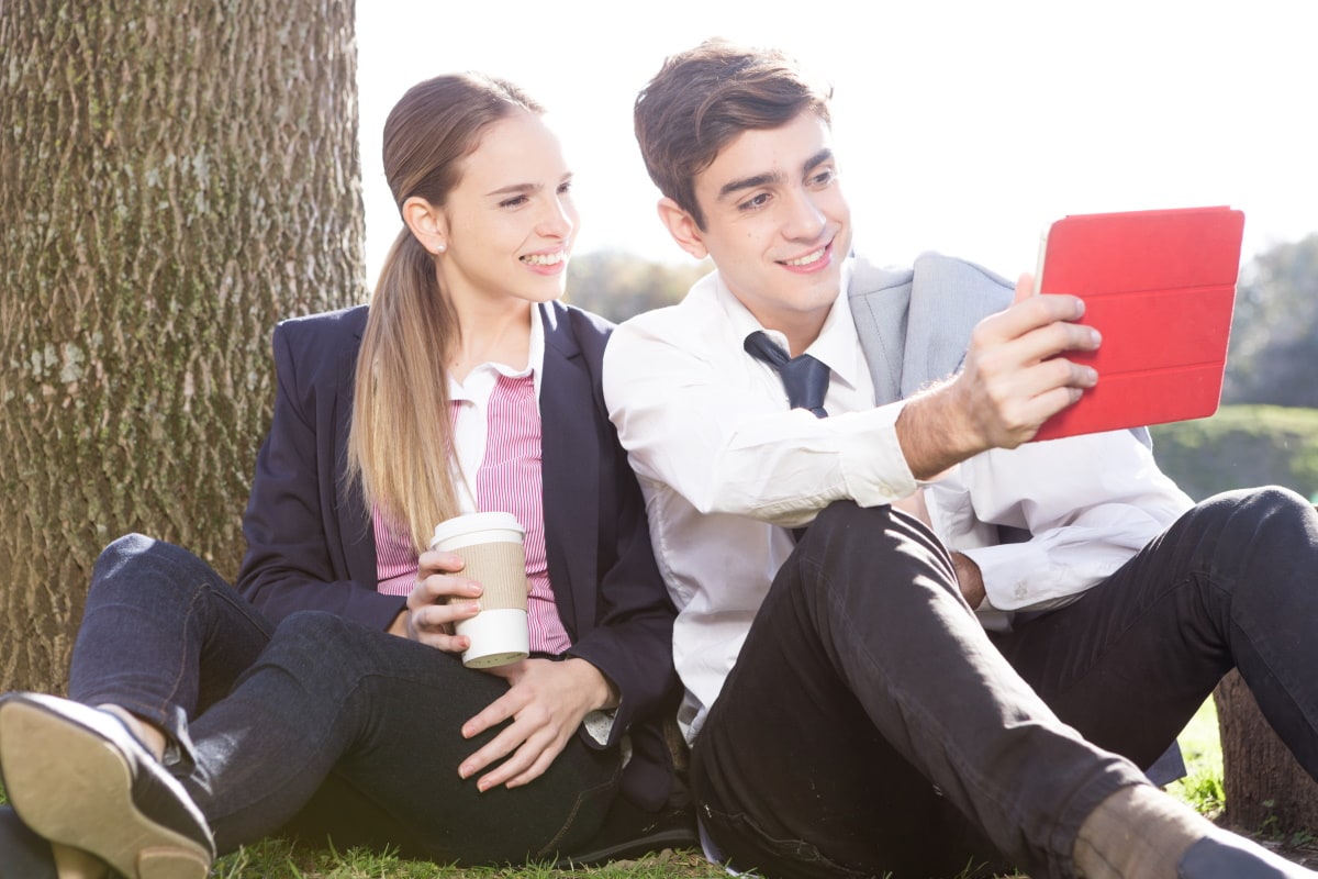 Dual Enrollment – for High Schoolers Interested in Business Dual Enrollment – for High Schoolers Interested in Business
