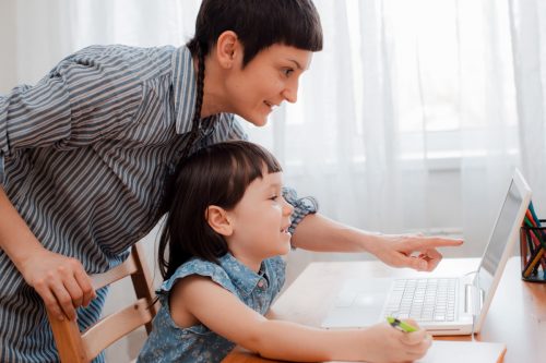 How Can Parents Help in Their Child's Online Education?